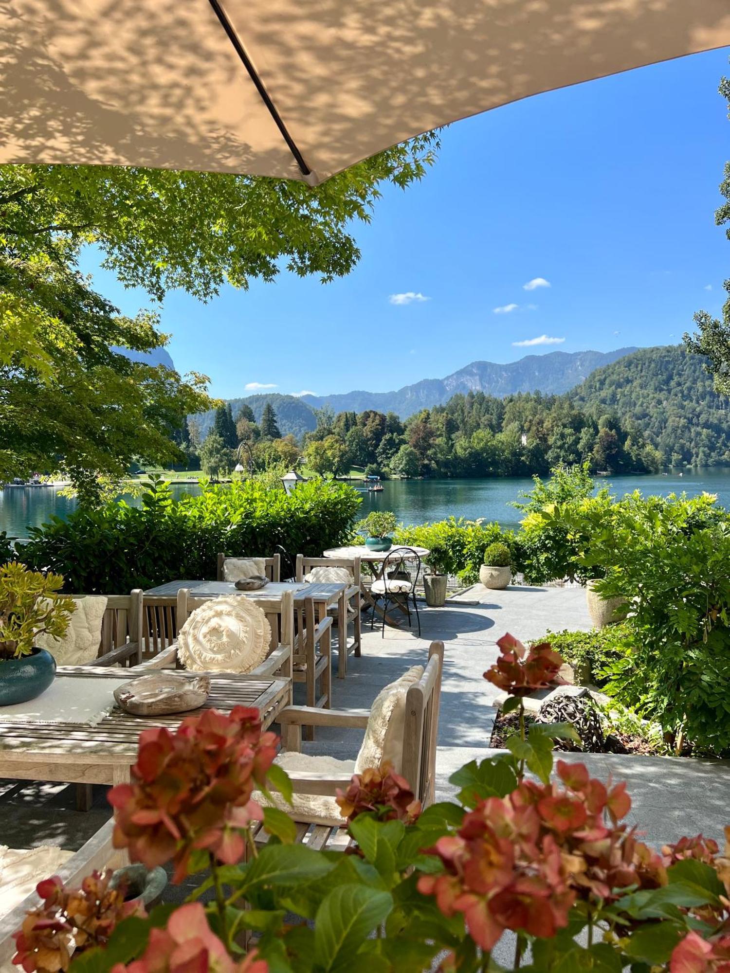 Adora Luxury Hotel Bled Bagian luar foto