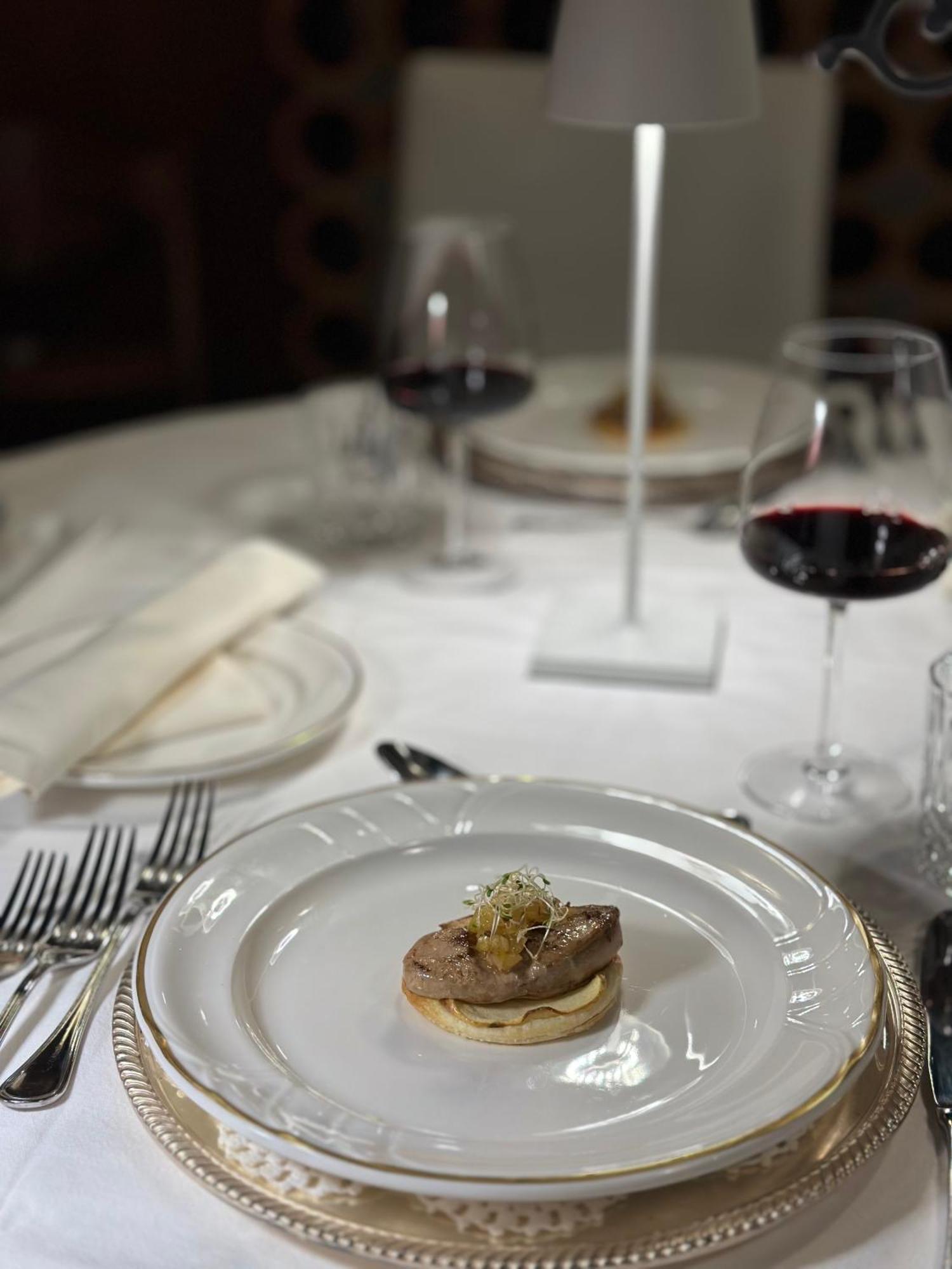 Adora Luxury Hotel Bled Bagian luar foto