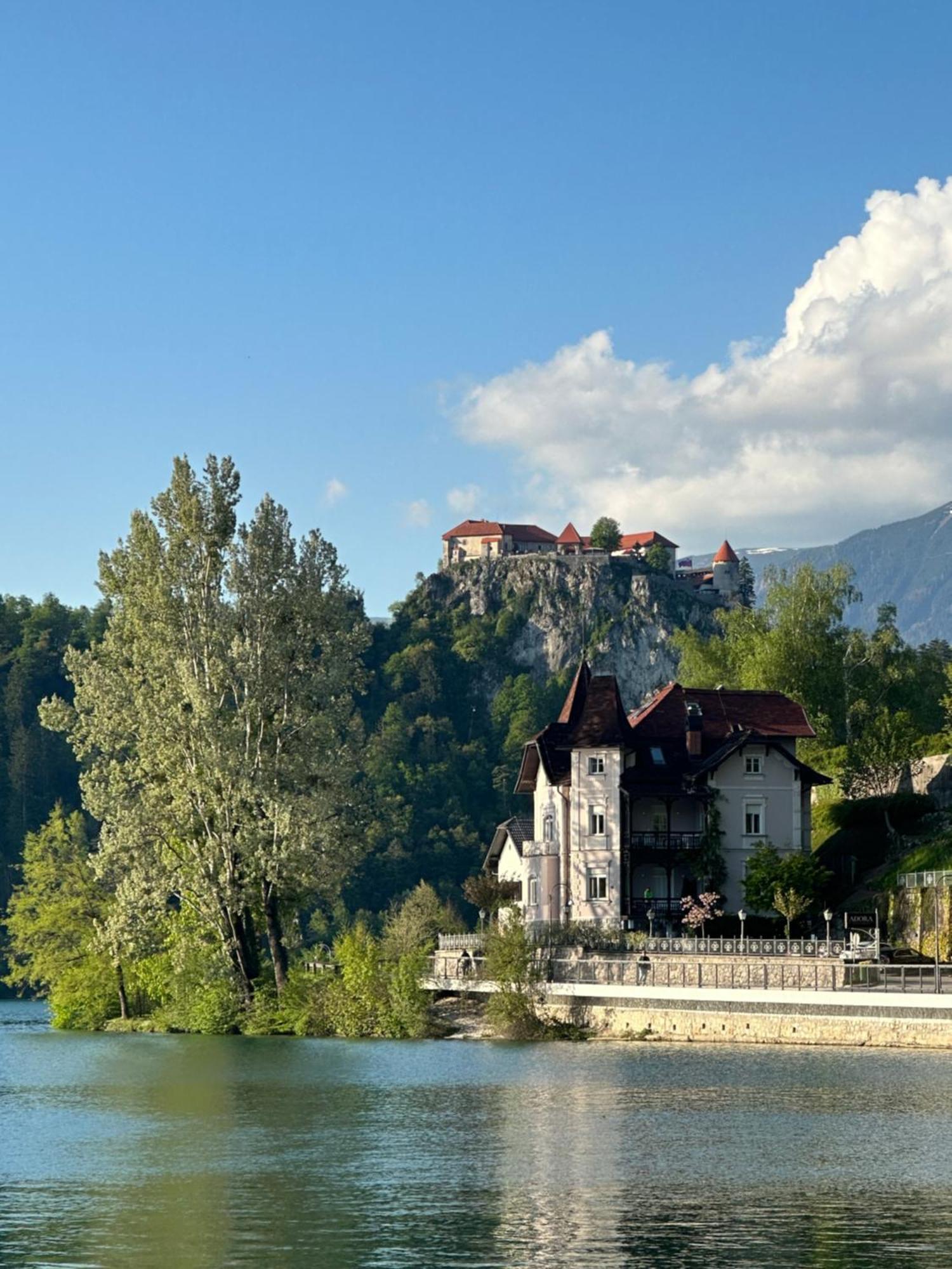 Adora Luxury Hotel Bled Bagian luar foto